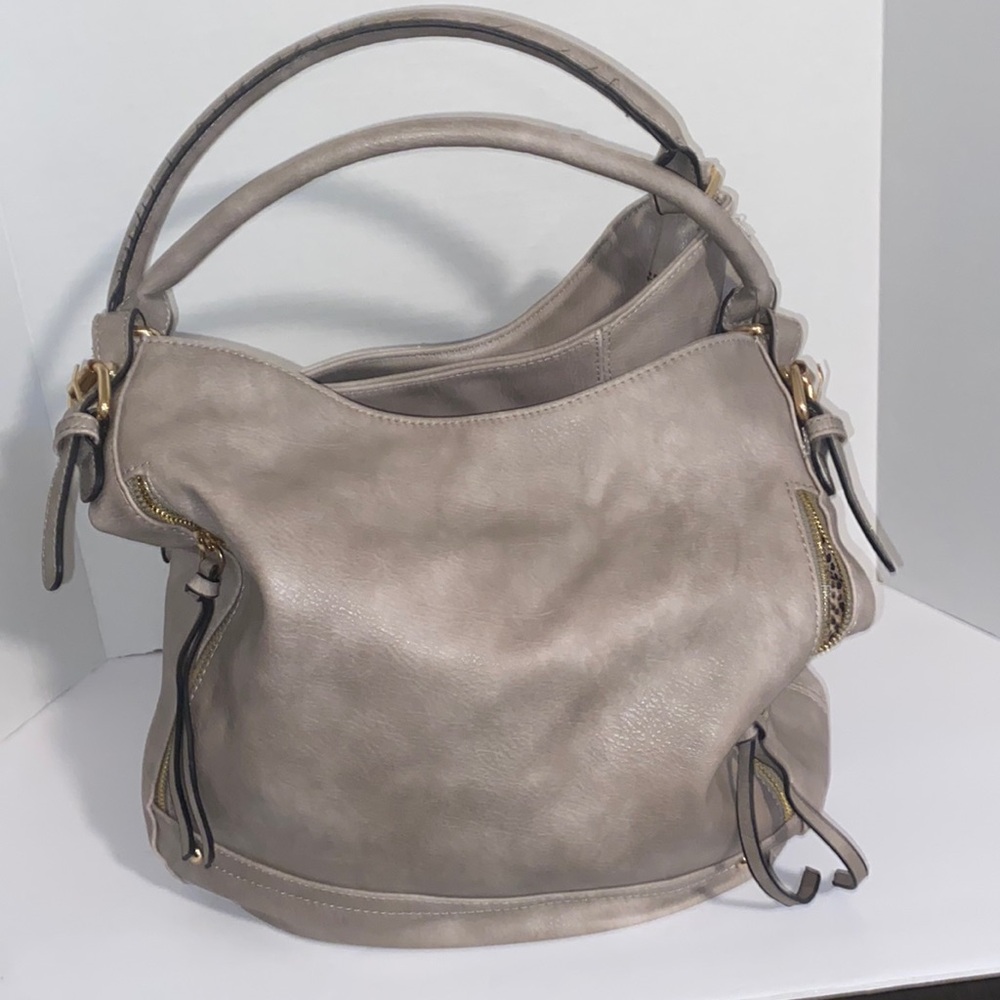 Dark Beige purse multi pockets